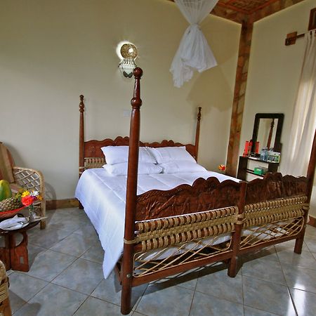 Silverback Lodge Buhoma Kültér fotó